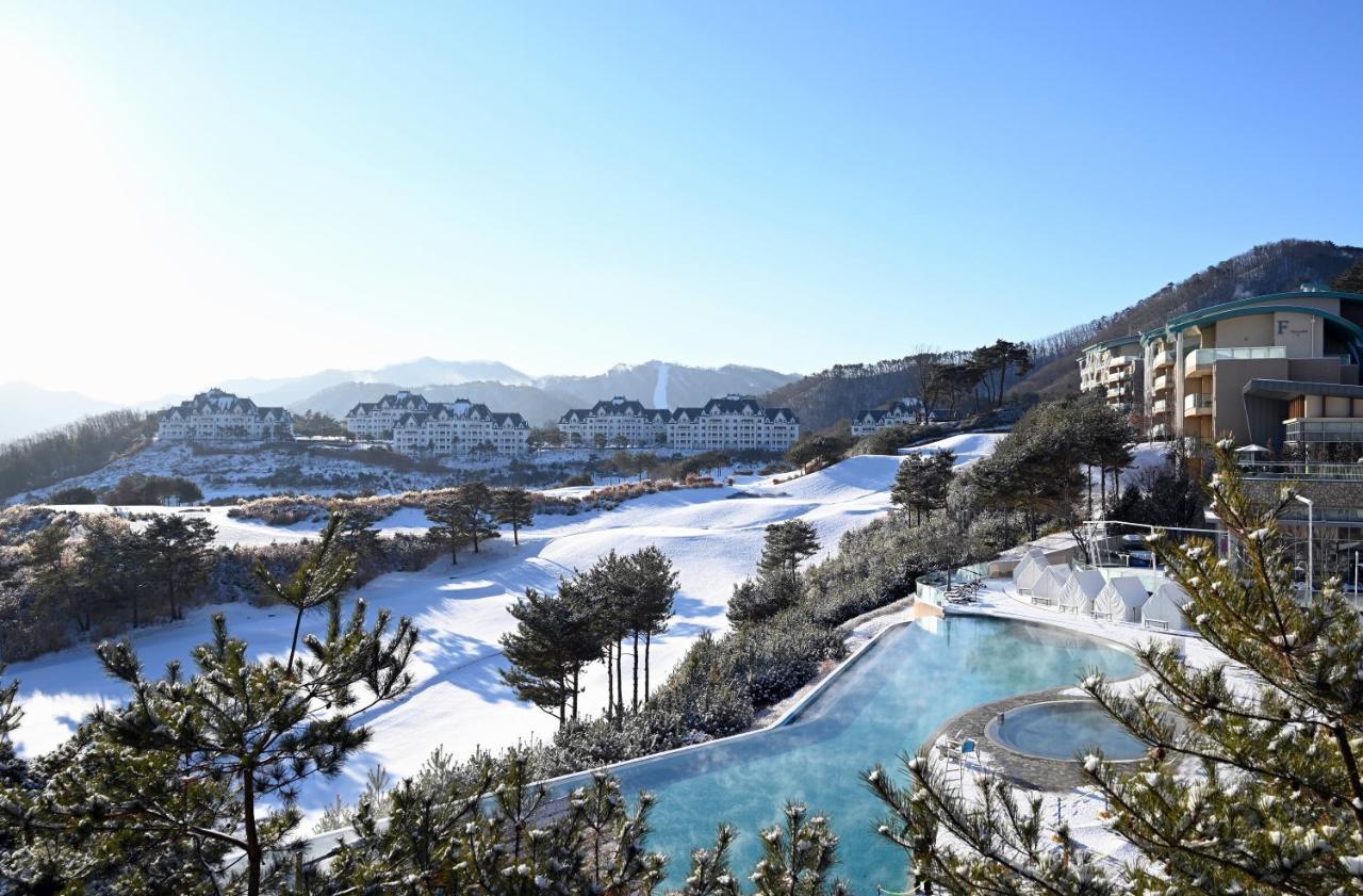 Vivaldi Park Hotel Hongcheon Bagian luar foto